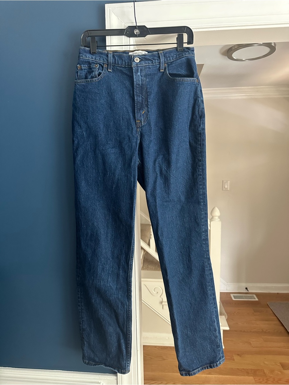 Abercrombie & Fitch The ’90s Straight Ultra High Rise Curve Love Jeans 29
